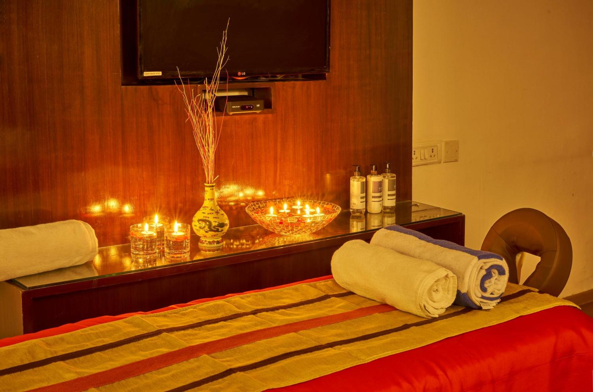 Hotel Hindusthan International, Bhubaneswar Eksteriør billede
