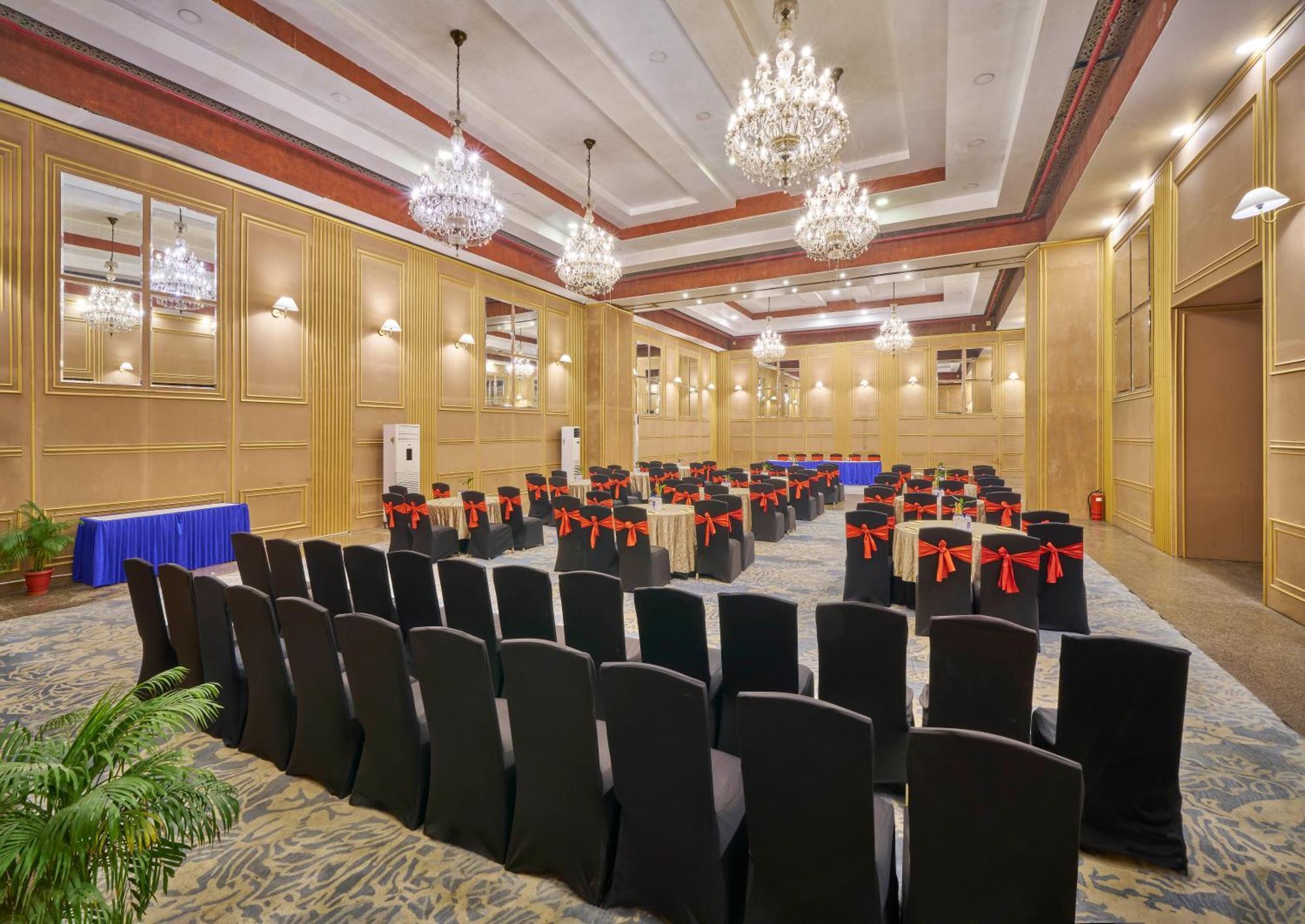 Hotel Hindusthan International, Bhubaneswar Eksteriør billede