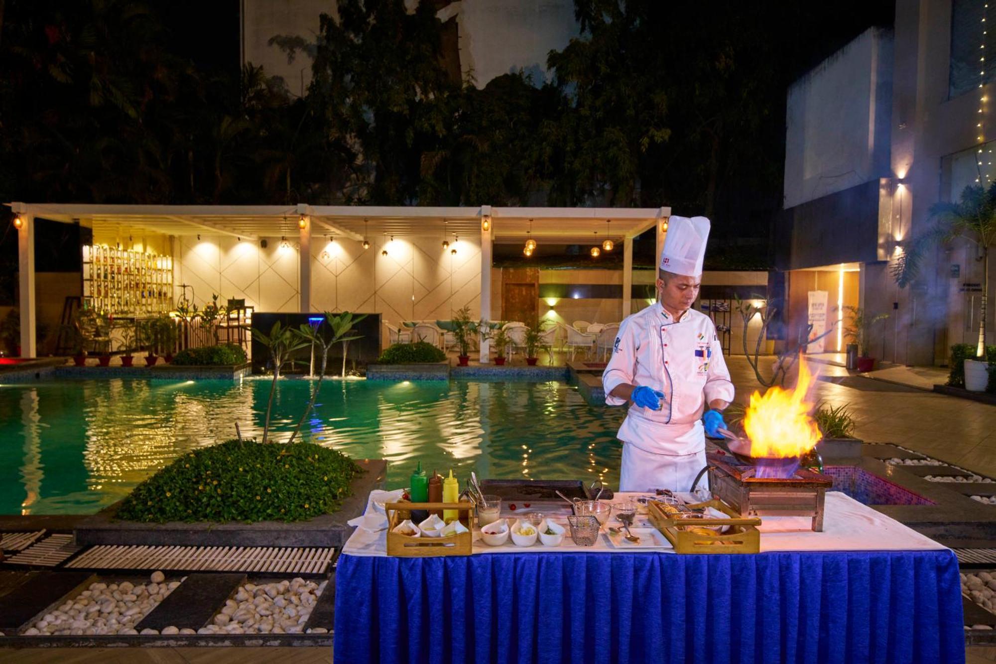 Hotel Hindusthan International, Bhubaneswar Eksteriør billede