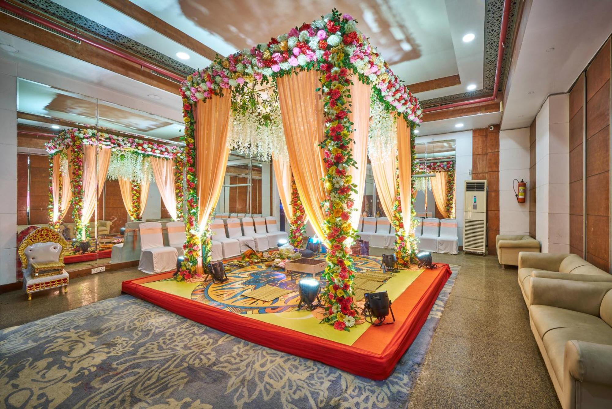Hotel Hindusthan International, Bhubaneswar Eksteriør billede