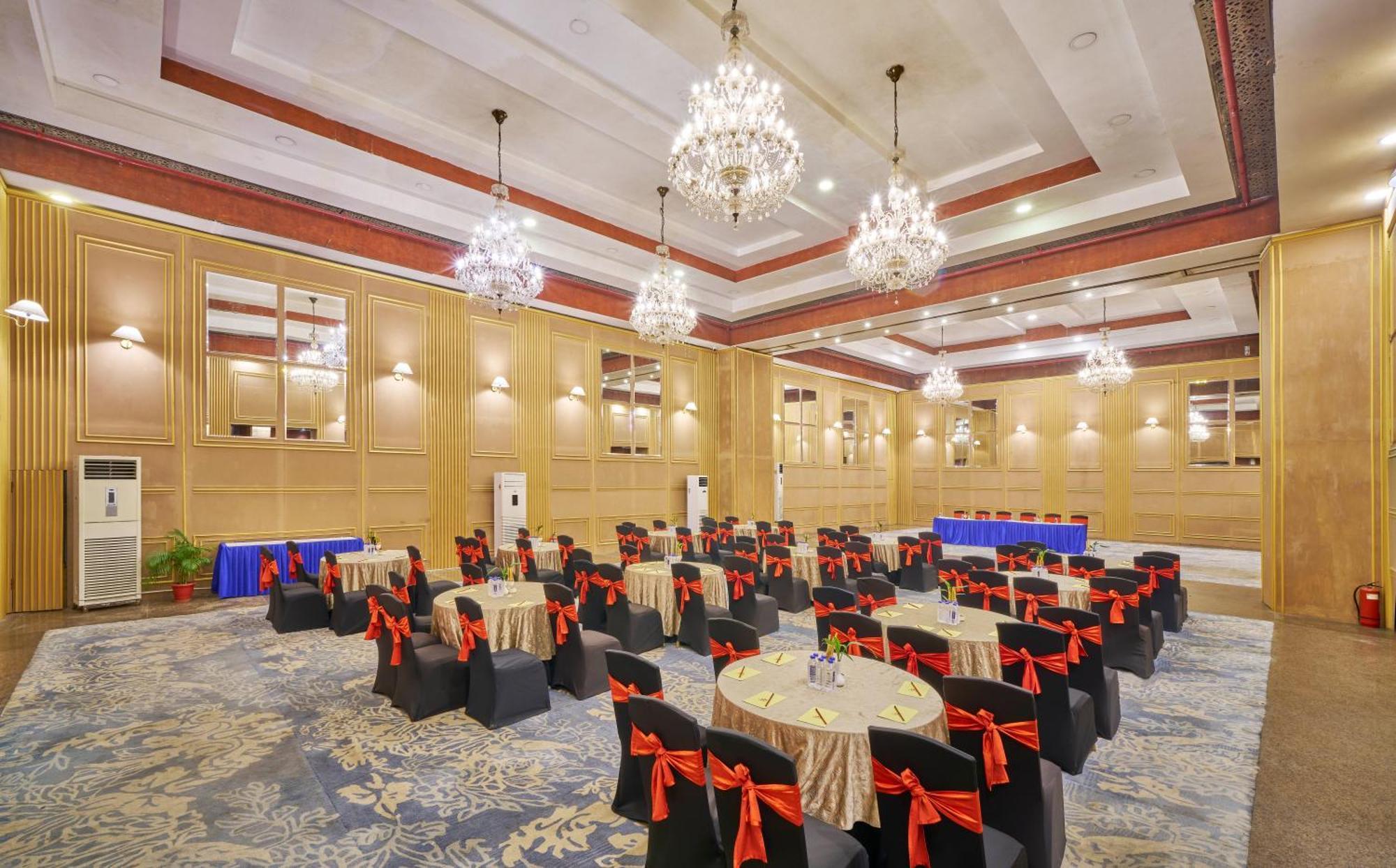 Hotel Hindusthan International, Bhubaneswar Eksteriør billede
