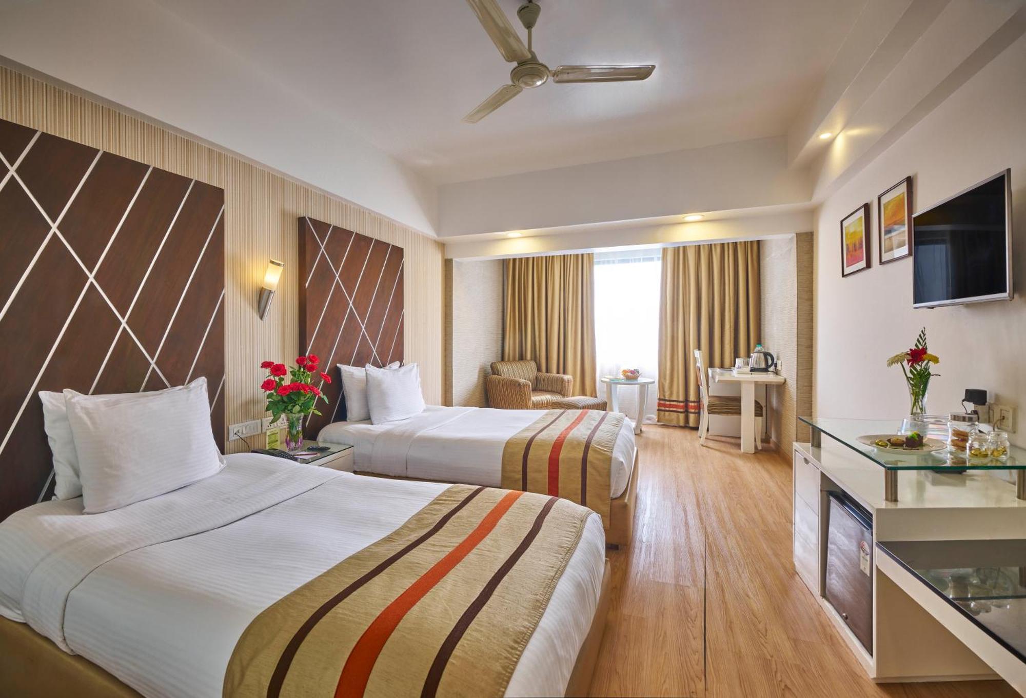 Hotel Hindusthan International, Bhubaneswar Eksteriør billede